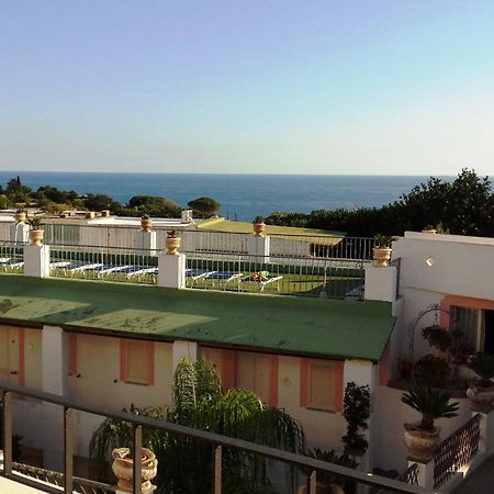 Hotel Castiglione Forio di Ischia Rum bild
